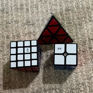 Red and White Puzzle Cube Set